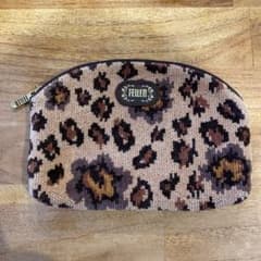 フェイラー　FEILER  ポーチ　ヒョウ柄のサムネイル