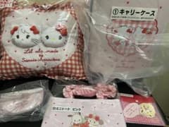 サンリオ mikko くじ レリーフクッション キャリーケース - メルカリ