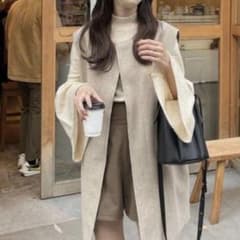 mecherie wool round long vestのサムネイル