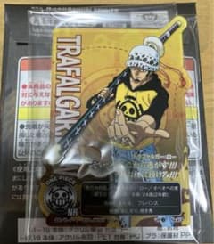 ONE PIECE 이치 반 쿠지 트라팔가 로우 아크릴 스탠드
