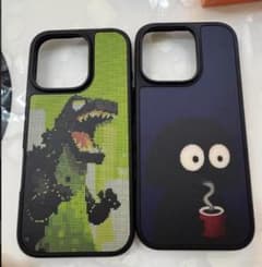 고질라와 캐릭터의 iPhone 케이스