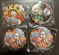 アニメキャラクター ピンバッジ 4個セット - メルカリ