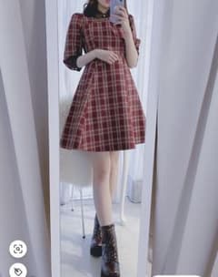 デコルテオープンチェックワンピース  ティティアンドコーのサムネイル