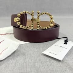 新品 Ferragamo ガンチーニ レディースベルト ゴールド金具ボルドー85 新品 Ferragamo ガンチーニ メンズ ベルト ゴールド金具 ボルドー85