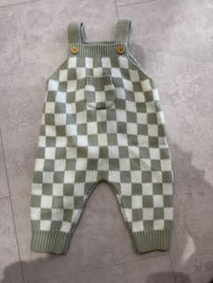 緑と白のチェック柄ニットオーバーオールのサムネイル