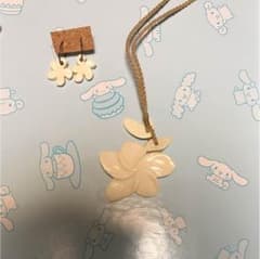 プルメリア    ボーンネックレスのサムネイル