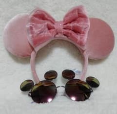 ペア】ディズニー ミニー カチューシャ＆サングラス セット - メルカリ
