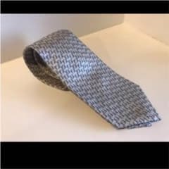 フェンディ ネクタイ グレーのサムネイル