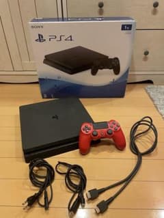 PS4 本体 1TB ジェットブラックのサムネイル