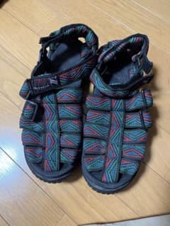 shaka ストラップ付き サンダルのサムネイル