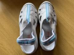 ナースシューズのサムネイル