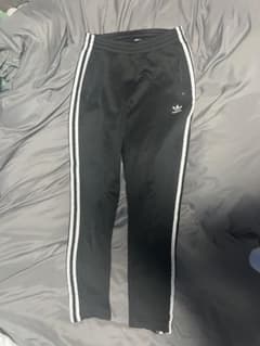 adidas ブラック ジョガーパンツ ストライプのサムネイル