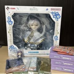 ひ*ろ様 一番くじ 葬送のフリーレン ラストワン賞下位賞セット - メルカリ