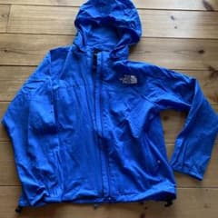 THE NORTH FACE ウィンドブレーカーブルー120のサムネイル