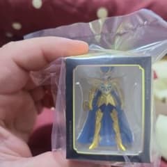 聖闘士星矢 フィギュア 青と金のサムネイル