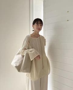 m.....様専用　CLANE  LOOSE MESH TOPSのサムネイル