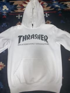THRASHER パーカー白のサムネイル
