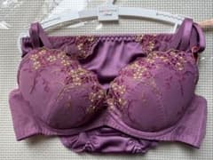 AMOSTYLE by Triumph ブラショーツセット パープル C70のサムネイル