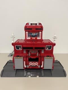 ビッグファイヤー&コマンドステーションのサムネイル