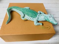 希少 ヘレンド フィギュリン ワニ 金彩 希少 ヘレンド フィギュリン ワニ 金彩 - メルカリ