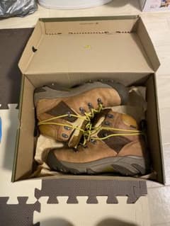 【mso46様専用】KEEN トレッキングシューズ　27.5cmのサムネイル