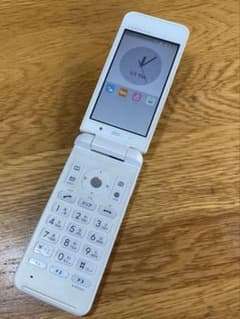 早い者勝ち】au GRATINA 4G KYF31 ピンク 即日発送 - メルカリ