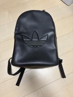 y*a様 adidas トレフォイルロゴ バックパック ブラックのサムネイル