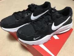 NIKE ナイキ スニーカーのサムネイル