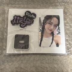 ITZY JYP POPUP STORE 아크릴 클립 스탠드 류진