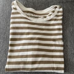 無印良品のベージュとホワイトのボーダー柄半袖Tシャツ　ポケット付きXS ～Sのサムネイル