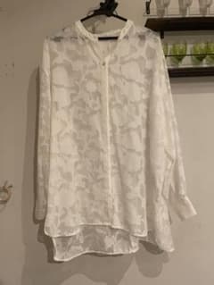 花柄 シアーシャツ ホワイト 長袖のサムネイル