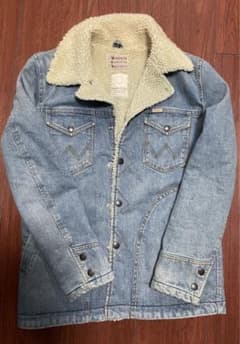 WRANGLER  BARNEYS NEWYORK コラボ　デニムボアジャケットのサムネイル