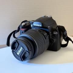 Nikon D40 デジタル一眼レフカメラのサムネイル