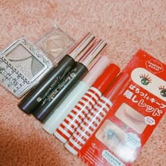 化粧品セット売りのサムネイル