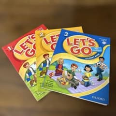 Let's Go 4th Edition (CD付き)1・ 2・ 3 セットのサムネイル