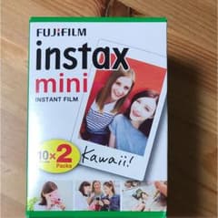 富士フィルム instax mini チェキのサムネイル