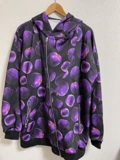 CIVARIZE 期間限定 スウェットのサムネイル