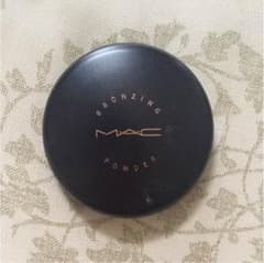 M・A・C  MAC ブロンジング パウダー ゴールデン 早い者勝ちのサムネイル