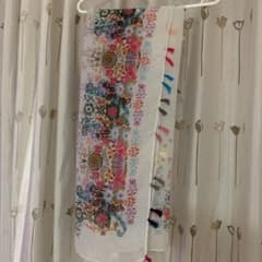 新品未使用 ミカズキモモコ フリンジスカーフのサムネイル