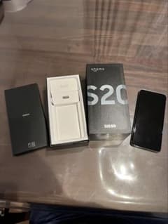 マツコさん専用 Galaxy S20 5G クラウドホワイト 128のサムネイル