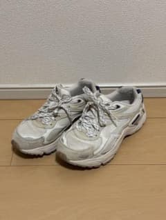 FILA スニーカーのサムネイル