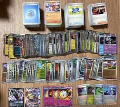 ポケモンカード 約1000枚まとめ売り光り物多数 - メルカリ