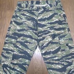 今月限定価格　アイアンハート　タイガーカモ　カーゴパンツ　サイズ32 今月限定価格 アイアンハート タイガーカモ カーゴパンツ サイズ32
