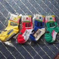 新幹線 靴下 ４足セットのサムネイル
