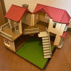 シルバニアファミリー　あかりの灯る大きなお家のサムネイル