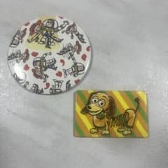 トイストーリー　バズライトイヤー　ジェシー　スリンキー　缶バッチセットディズニーのサムネイル
