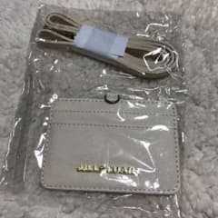 値下げ　ジルスチュアート定期入れのサムネイル