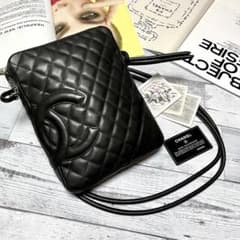 大人気CHANELカンボンライン☆ブラック ショルダーバッグ☆正規品 カード付きのサムネイル
