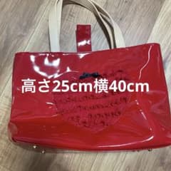 ハートモチーフ エナメル調 トートバッグ レッドのサムネイル