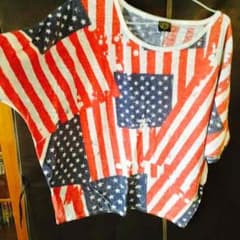 【値下げ！】アメリカン柄 Tシャツのサムネイル